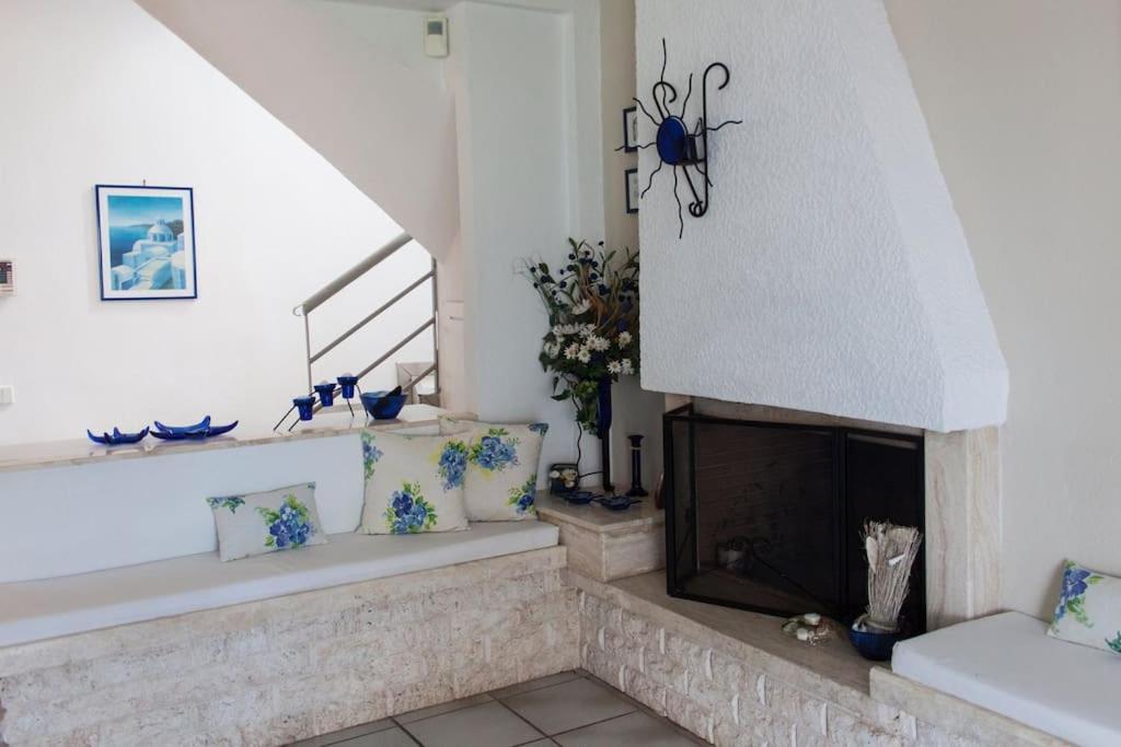 Wonderful House With Private Garden Villa Флогита Екстериор снимка