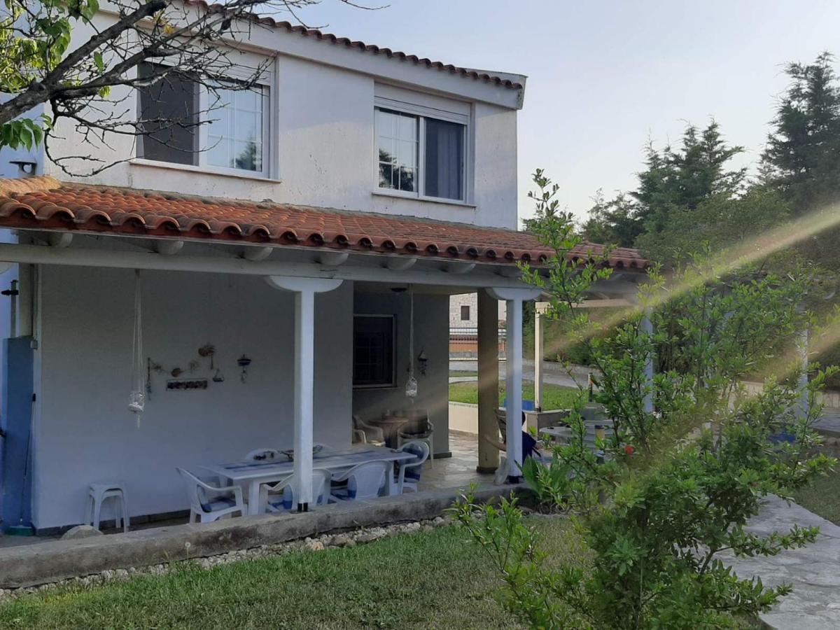 Wonderful House With Private Garden Villa Флогита Екстериор снимка