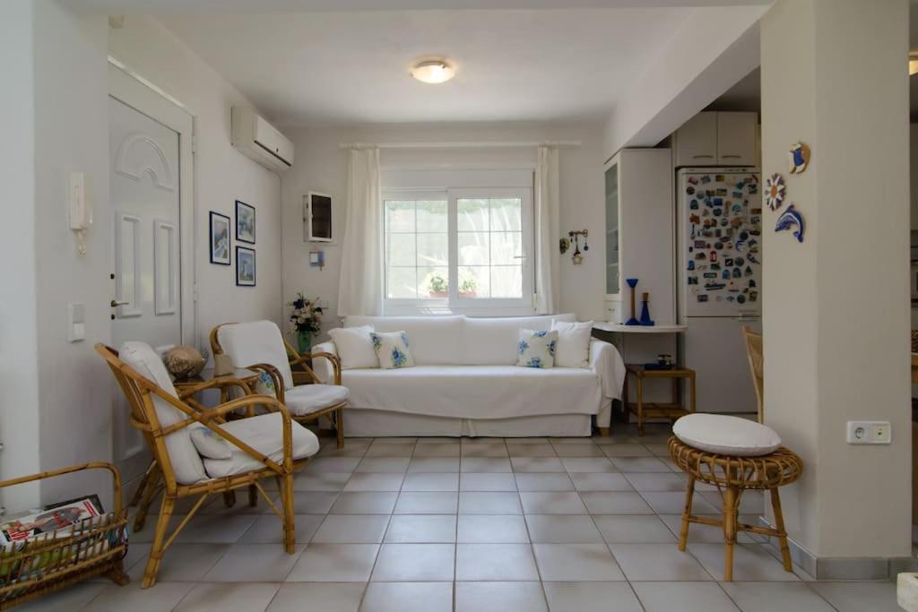 Wonderful House With Private Garden Villa Флогита Екстериор снимка